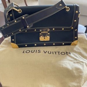 Louis Vuitton black